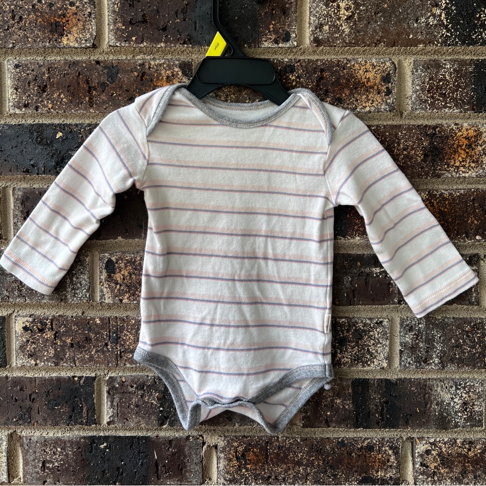 BURT’s Bees Baby Onesie 3/6 M
